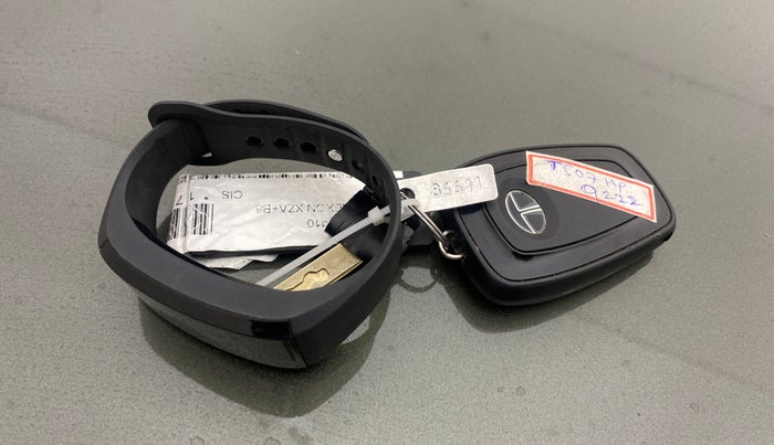 2021 Tata NEXON XZA PLUS PETROL, Petrol, Automatic, 40,563 km, Key Close Up