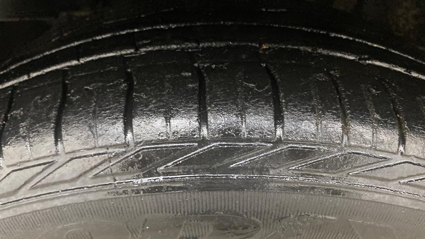 2021 Tata NEXON XZA PLUS PETROL, Petrol, Automatic, 40,514 km, Left Front Tyre Tread
