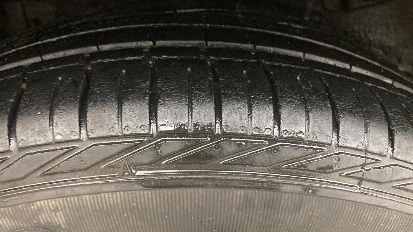 2021 Tata NEXON XZA PLUS PETROL, Petrol, Automatic, 40,514 km, Right Rear Tyre Tread