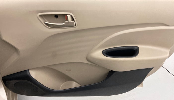 2019 Hyundai NEW SANTRO ASTA MT, Petrol, Manual, 24,978 km, Driver Side Door Panels Control