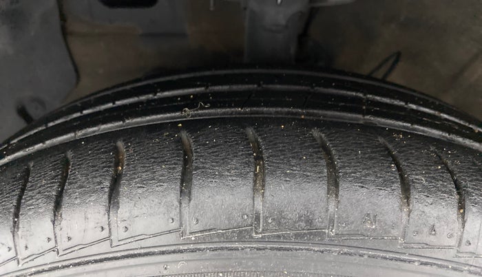 2019 Hyundai NEW SANTRO ASTA MT, Petrol, Manual, 24,978 km, Left Front Tyre Tread