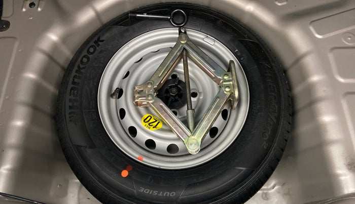 2019 Hyundai NEW SANTRO ASTA MT, Petrol, Manual, 24,978 km, Dicky (Boot door) - Tool missing