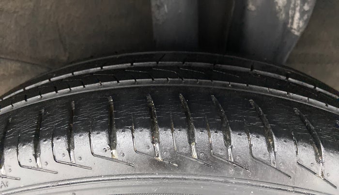 2019 Hyundai NEW SANTRO ASTA MT, Petrol, Manual, 24,978 km, Left Rear Tyre Tread