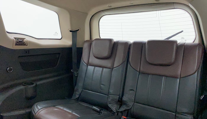 2013 Mahindra XUV500 W8, Diesel, Manual, 82,155 km, Third Seat Row ( optional )