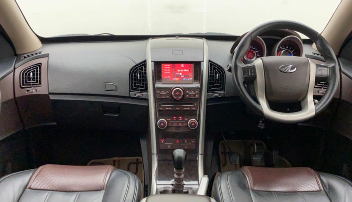 2013 Mahindra XUV500 W8, Diesel, Manual, 82,155 km, Dashboard