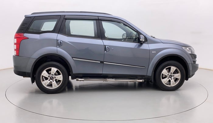 2013 Mahindra XUV500 W8, Diesel, Manual, 82,155 km, Right Side View