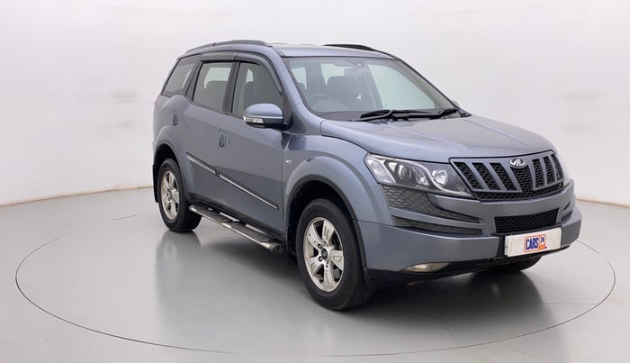 2013 Mahindra XUV500 W8, Diesel, Manual, 82,155 km, Right Front Diagonal