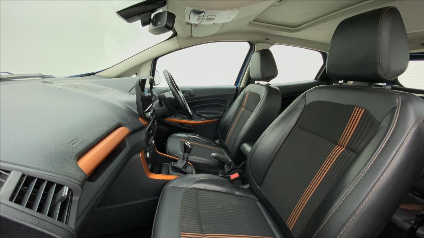 2018 Ford Ecosport 1.5  TITANIUM SPORTS(SUNROOF), Diesel, Manual, 69,914 km, Right Side Front Door Cabin