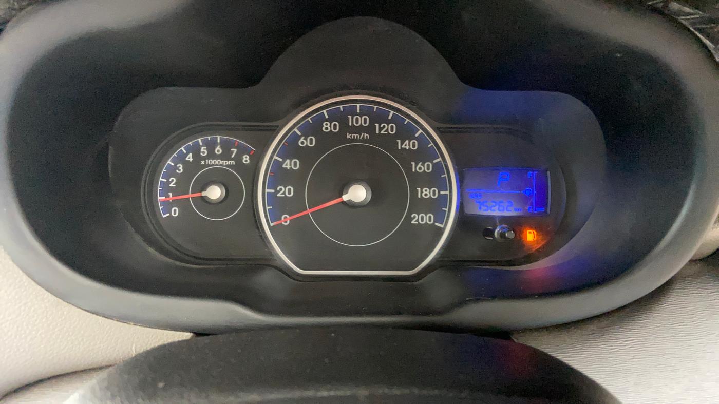 2013 Hyundai i10 SPORTZ 1.2 AT, Petrol, Automatic, 75,245 km, Odometer Image
