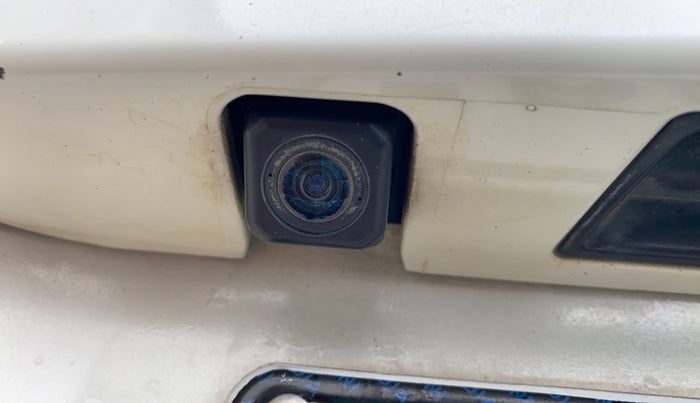2022 Toyota Innova Crysta 2.4 ZX AT 7 STR, Diesel, Automatic, 86,716 km, Parking Camera