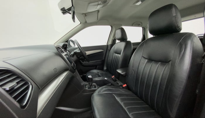 2018 Maruti Vitara Brezza ZDI PLUS AMT, Diesel, Automatic, 1,00,471 km, Right Side Front Door Cabin