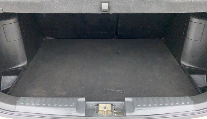 2018 Maruti Vitara Brezza ZDI PLUS AMT, Diesel, Automatic, 1,00,471 km, Boot Inside