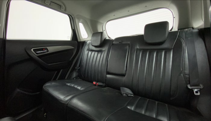 2018 Maruti Vitara Brezza ZDI PLUS AMT, Diesel, Automatic, 1,00,471 km, Right Side Rear Door Cabin