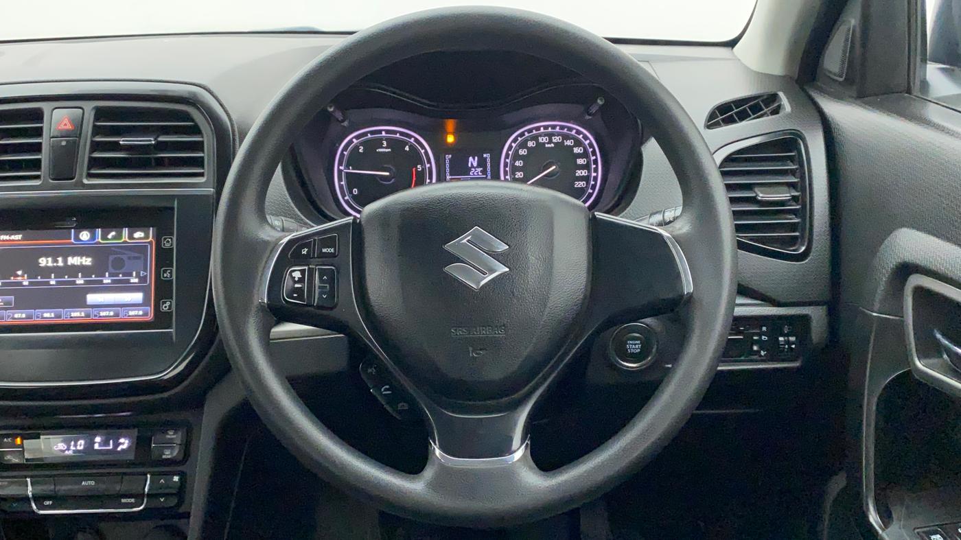 2018 Maruti Vitara Brezza ZDI PLUS AMT, Diesel, Automatic, 1,00,471 km, Steering Wheel Close Up