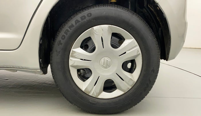 2011 Maruti Swift VXI, Petrol, Manual, 28,843 km, Left Rear Wheel