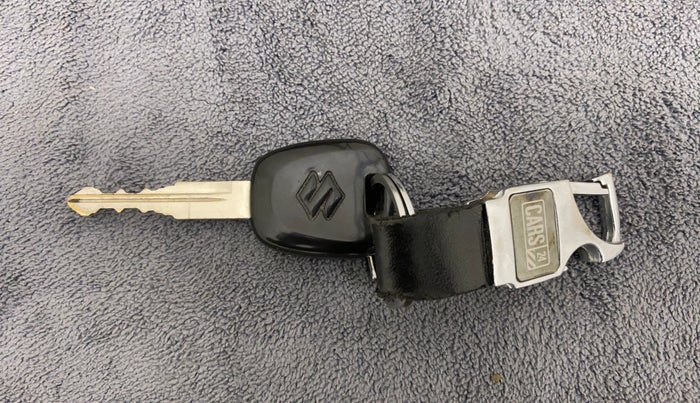 2011 Maruti Swift VXI, Petrol, Manual, 28,843 km, Key Close Up