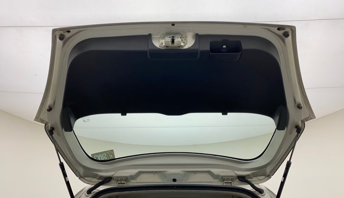 2011 Maruti Swift VXI, Petrol, Manual, 28,843 km, Boot Door Open