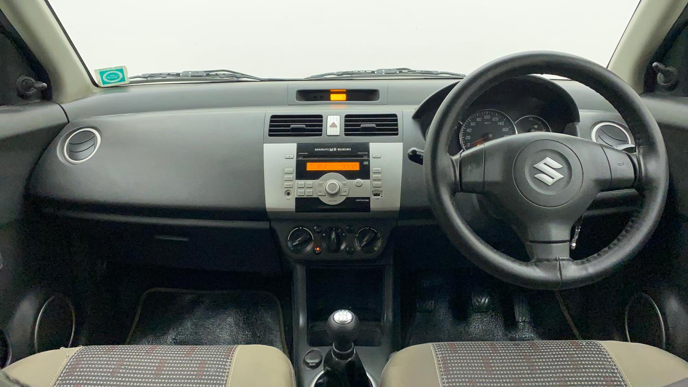 2011 Maruti Swift VXI, Petrol, Manual, 28,843 km, Dashboard