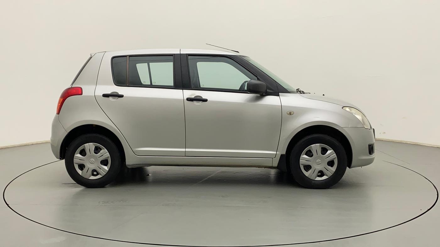 2011 Maruti Swift VXI, Petrol, Manual, 28,843 km, Right Side View