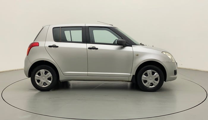 2011 Maruti Swift VXI, Petrol, Manual, 28,843 km, Right Side View
