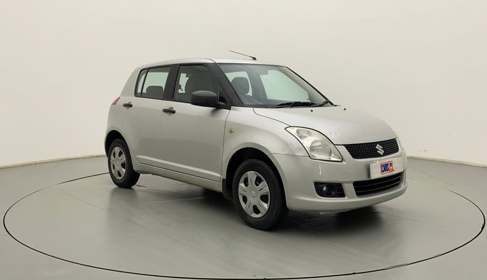 2011 Maruti Swift VXI, Petrol, Manual, 28,843 km, Right Front Diagonal