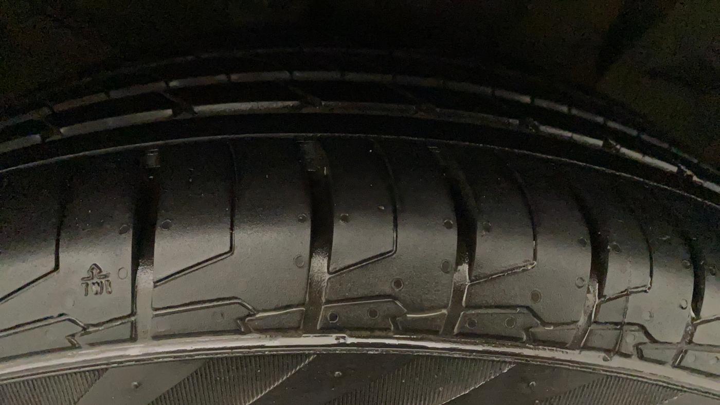 2018 Hyundai Creta SX AT 1.6 PETROL, Petrol, Automatic, 58,536 km, Right Front Tyre Tread