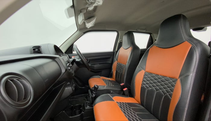 2020 Maruti S PRESSO VXI (O) CNG, CNG, Manual, 28,113 km, Right Side Front Door Cabin