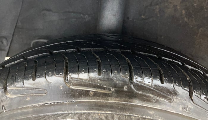 2015 Hyundai Grand i10 MAGNA 1.2 KAPPA VTVT, Petrol, Manual, 42,111 km, Right Rear Tyre Tread