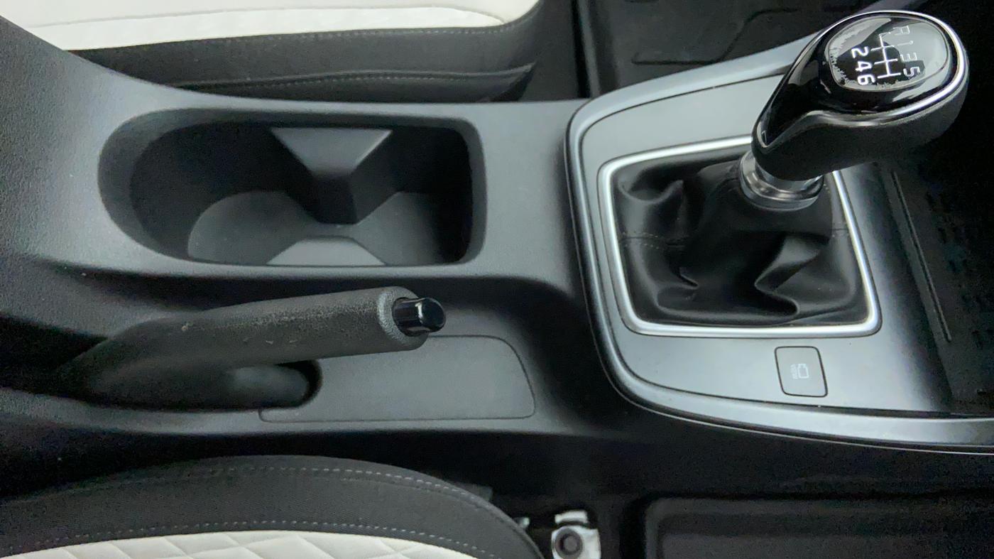 2020 Hyundai Creta SX PETROL MT, Petrol, Manual, 24,314 km, Gear Lever
