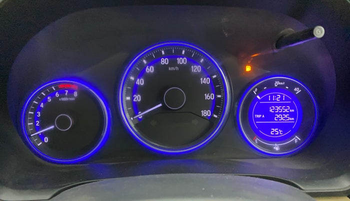 2016 Honda Amaze 1.2L I-VTEC SX, CNG, Manual, 1,23,543 km, Odometer Image