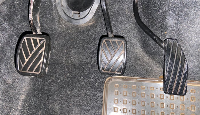 2018 Maruti Wagon R 1.0 LXI CNG, CNG, Manual, 93,246 km, Pedals