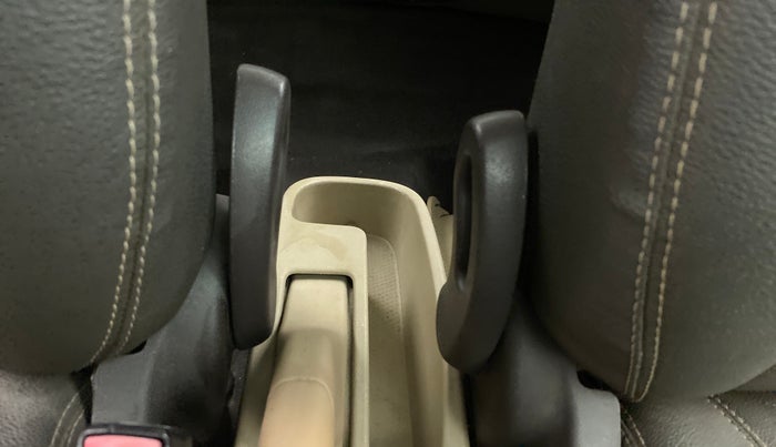 2010 Hyundai i10 SPORTZ 1.2 AT, Petrol, Automatic, 65,287 km, Driver Side Adjustment Panel