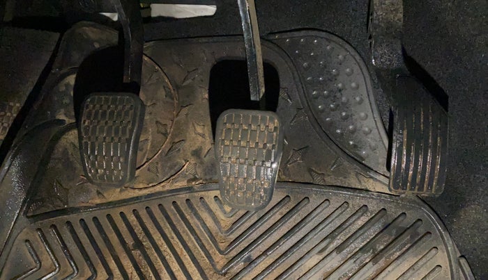 2024 Tata ALTROZ XM PLUS PETROL, Petrol, Manual, 9,185 km, Pedals