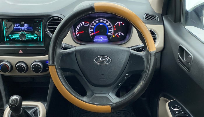 2017 Hyundai Grand i10 MAGNA 1.2 KAPPA VTVT, Petrol, Manual, 28,388 km, Steering Wheel Close Up