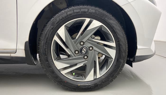 2021 Hyundai NEW I20 ASTA (O) 1.5 CRDI MT, Diesel, Manual, 98,597 km, Right Front Wheel