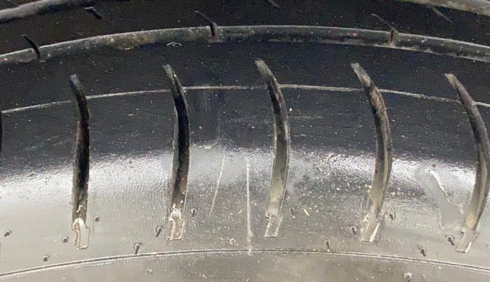 2018 Tata Tiago XTA PETROL, Petrol, Automatic, 61,954 km, Left Rear Tyre Tread