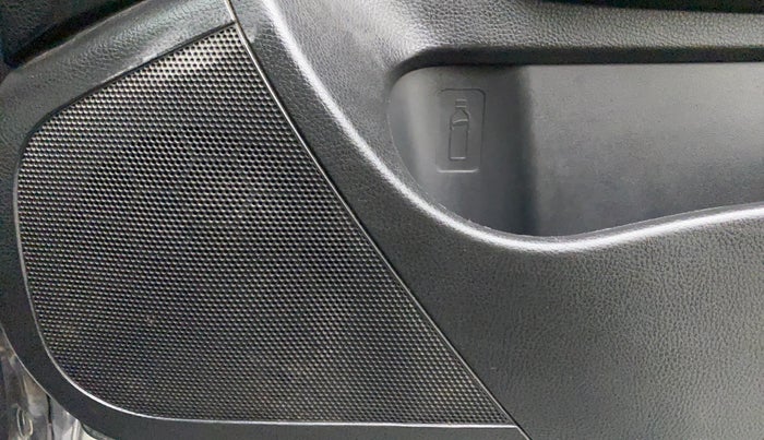 2016 Maruti Swift ZXI, Petrol, Manual, 31,324 km, Speaker