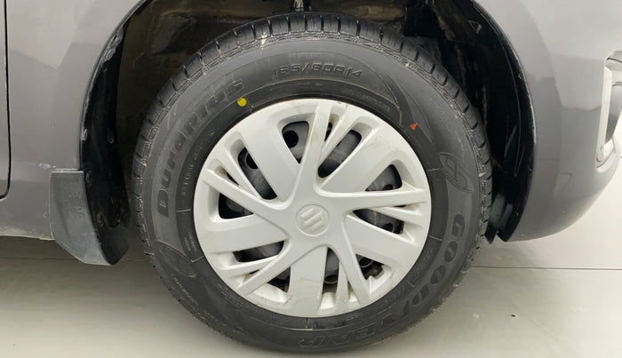 2016 Maruti Swift ZXI, Petrol, Manual, 31,324 km, Right Front Wheel
