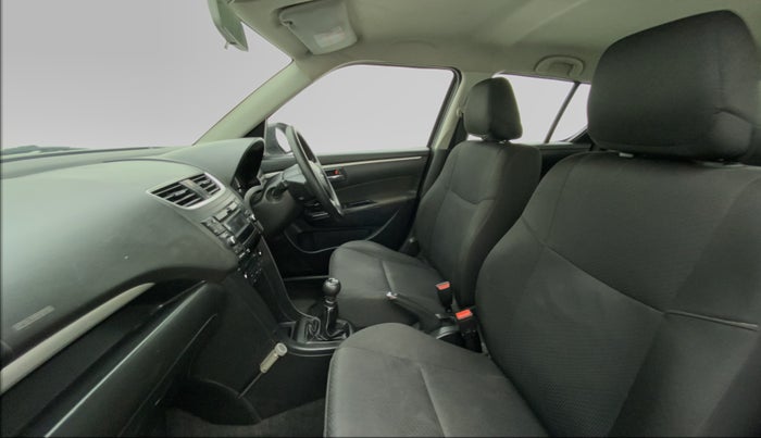 2016 Maruti Swift ZXI, Petrol, Manual, 31,324 km, Right Side Front Door Cabin