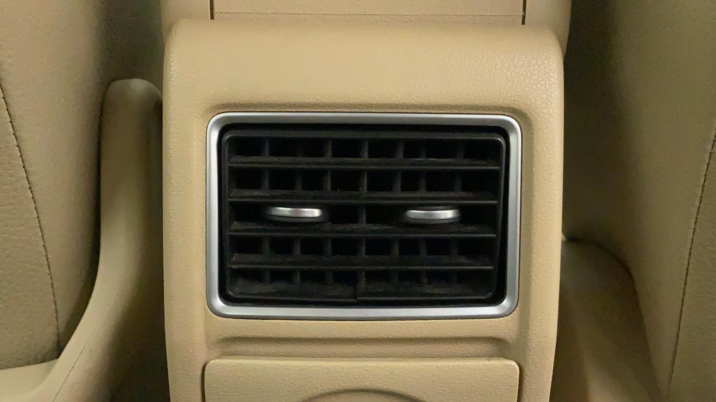 2018 Volkswagen Vento HIGHLINE PLUS 1.5 AT 16 ALLOY, Diesel, Automatic, 76,910 km, Rear AC Vents