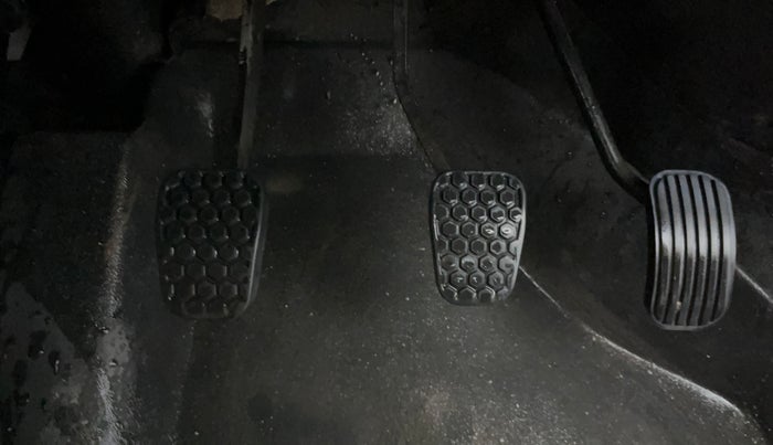 2021 Tata Tiago XT PETROL, Petrol, Manual, 42,255 km, Pedals