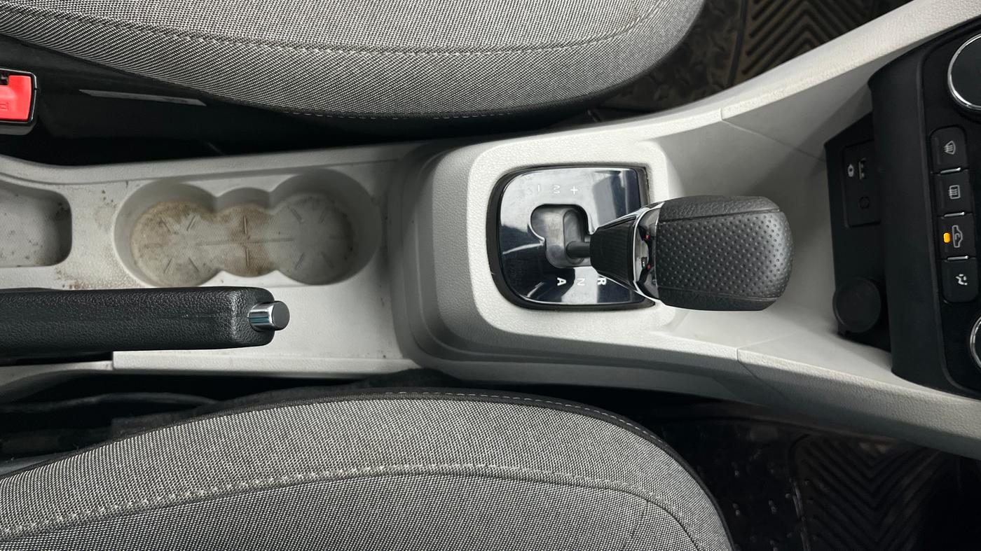 2025 Tata Tiago XZA, Petrol, Automatic, 5,081 km, Gear Lever