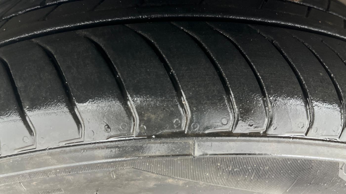 2025 Tata Tiago XZA, Petrol, Automatic, 5,081 km, Left Front Tyre Tread