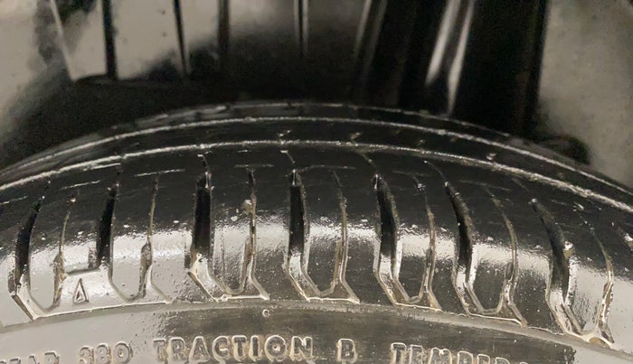 2019 Maruti Dzire VXI AMT, Petrol, Automatic, 41,291 km, Left Rear Tyre Tread