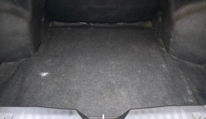 2018 Maruti Ciaz DELTA 1.5 SHVS VVT MT, Petrol, Manual, 23,750 km, Boot Inside