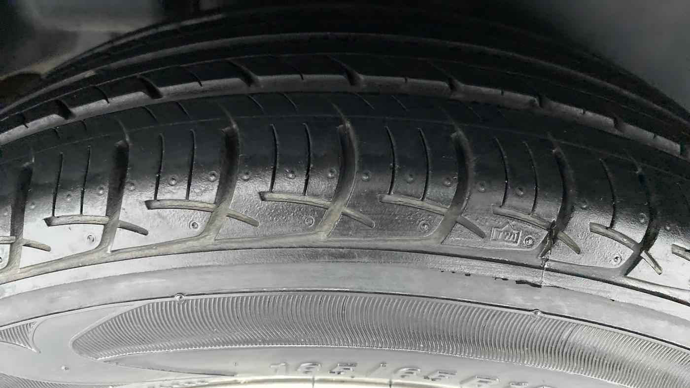 2018 Maruti Ciaz DELTA 1.5 SHVS VVT MT, Petrol, Manual, 23,750 km, Right Rear Tyre Tread
