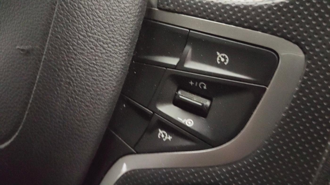 2020 Tata Harrier XT 2.0L KRYOTEC, Diesel, Manual, 65,046 km, Adaptive Cruise Control