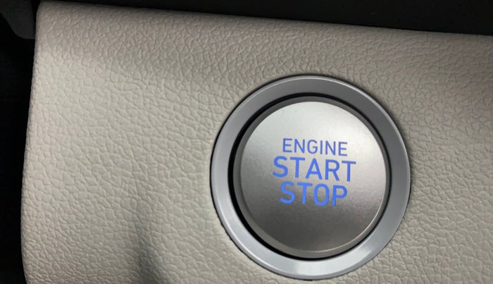 2024 Hyundai VENUE SX (O) 1.0 TURBO DCT, Petrol, Automatic, 16,853 km, Keyless Start/ Stop Button
