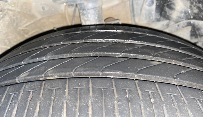 2024 Honda ELEVATE ZX CVT, Petrol, Automatic, 17,552 km, Right Front Tyre Tread