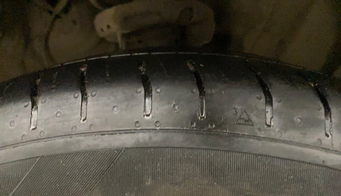 2023 Hyundai Creta 1.5 SX (O) AT Petrol Adventure Edition, Petrol, Automatic, 19,004 km, Right Front Tyre Tread